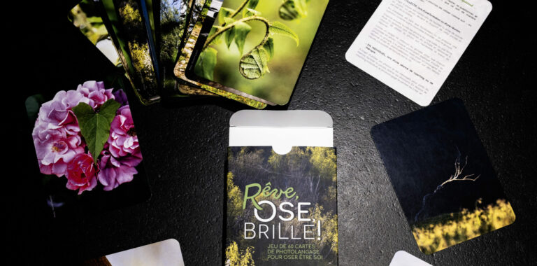 Jeu de cartes de photolangage pour oser être soi. 